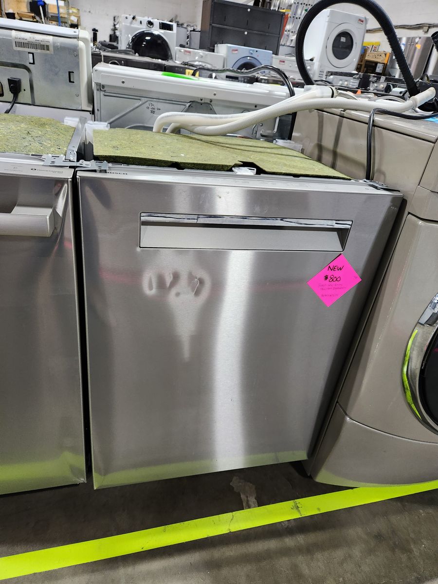 SCRATCH & DENT! BOSCH STAINLESS STEEL 500 SERIES DISHWASHER!