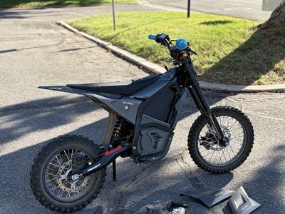 Valtinsu EM5 electric dirt bike E motorcycle