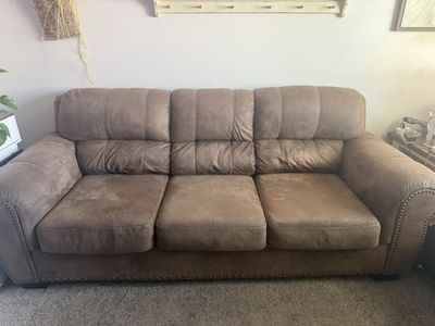 Brown Nailhead Trim Sofa