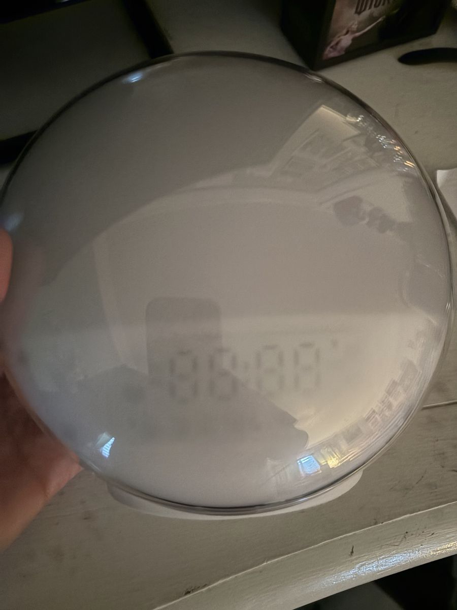 Merkury Innovations Renew MI-SW101 Sunrise Simulation Wake-Up Lamp Alarm Clock FM Radio & Charger