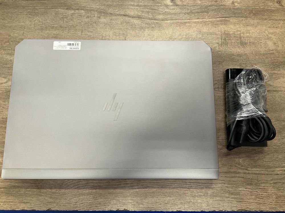 HP TOUCHSCREEN LAPTOP