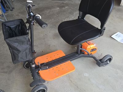 SuperHandy Passport Pro 4-Wheel Folding Mobility Scooter (GUT164/GUT165)
