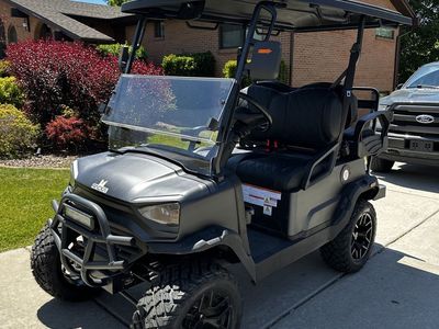 Golf Cart - BRAND NEW (4 Seater)
