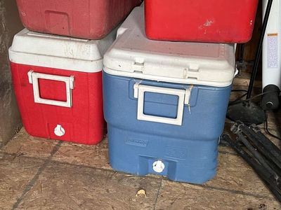 Coleman/ Igloo Coolers