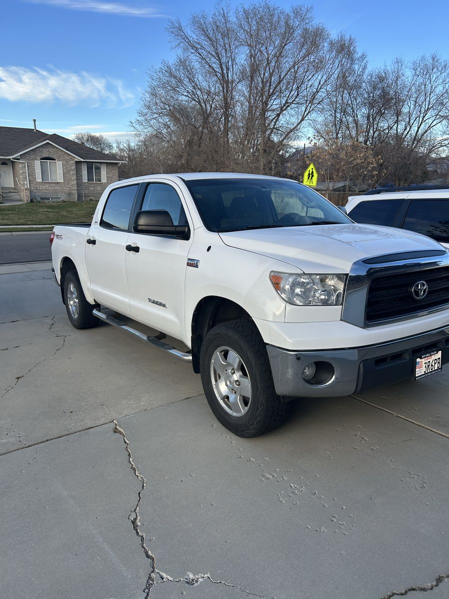 2009 TOYOTA TUNDRA SR5 V8