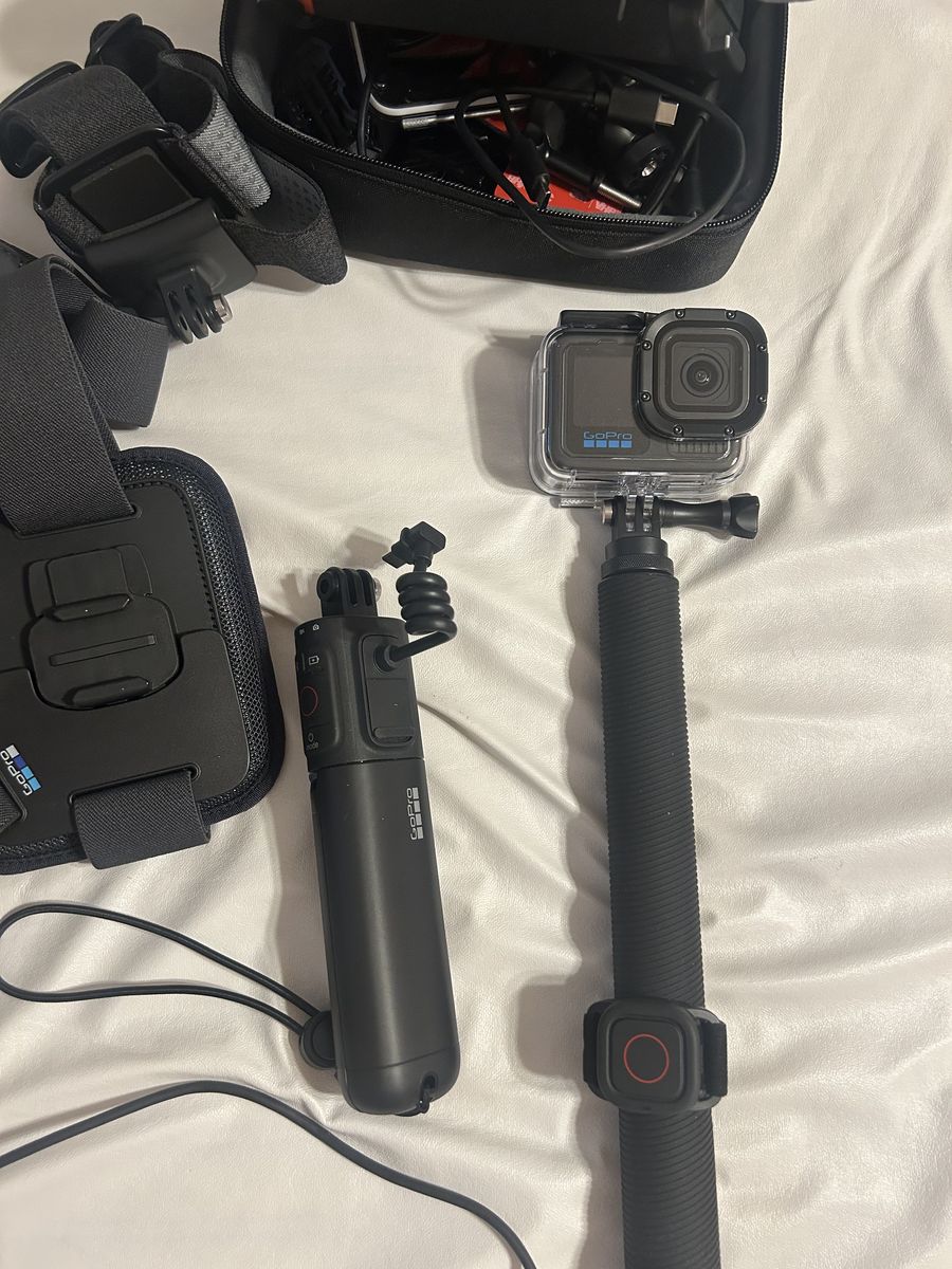 GoPro Hero 13 Bundle