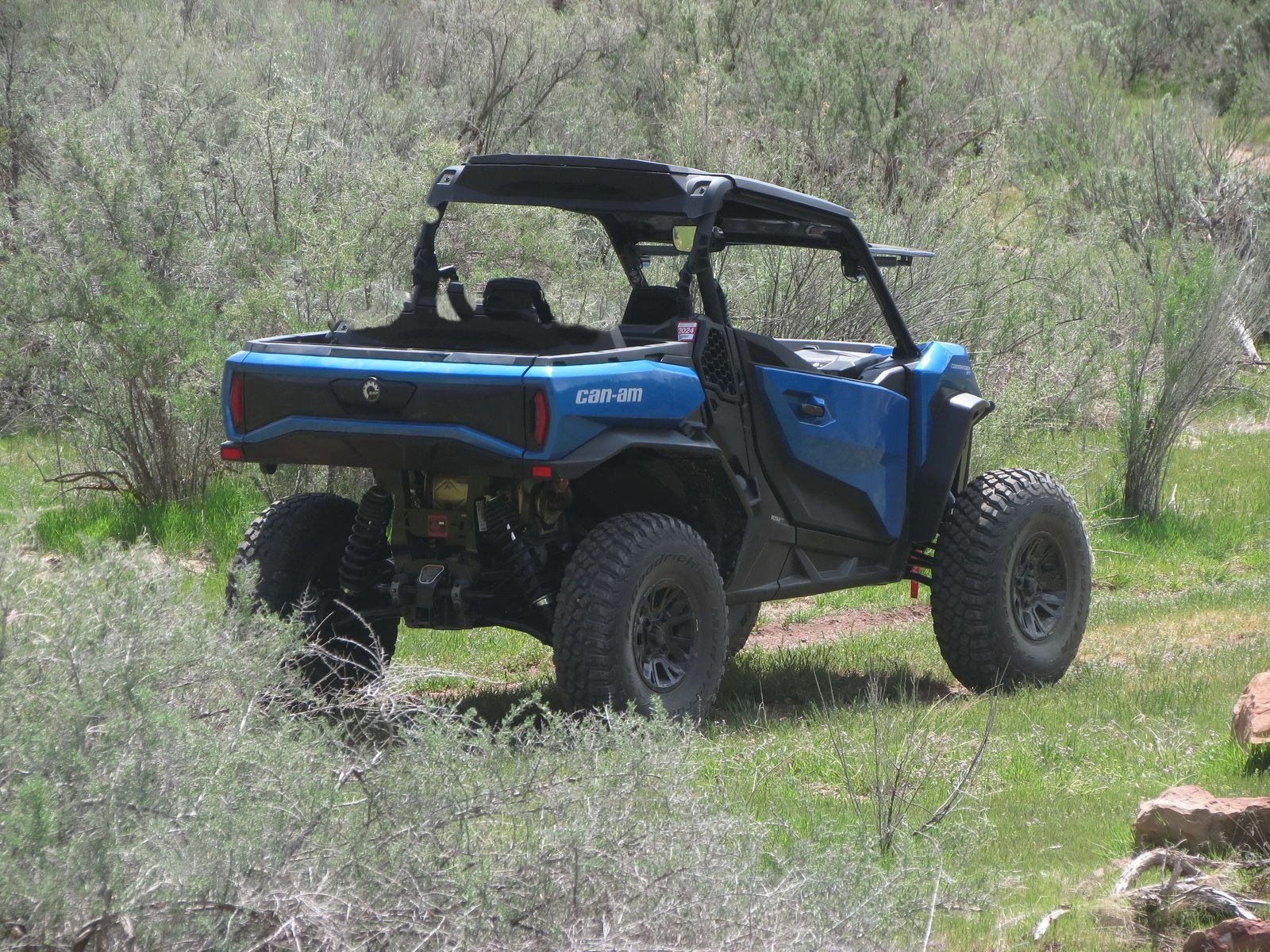 2023 Can-Am 1000R Commander XT