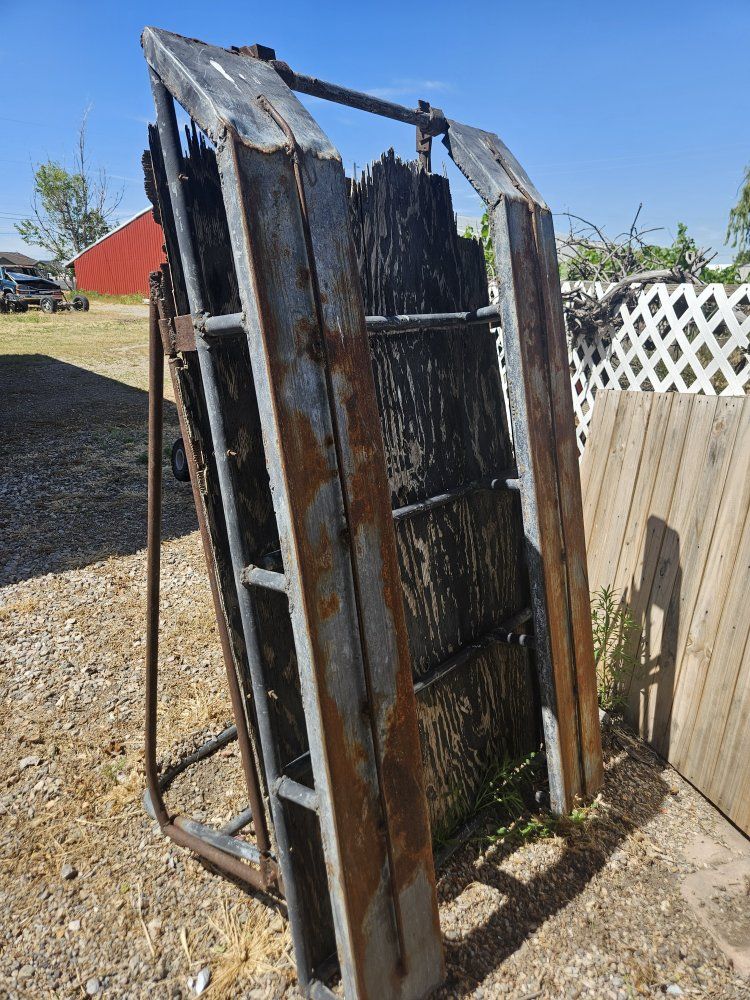 Main image 4