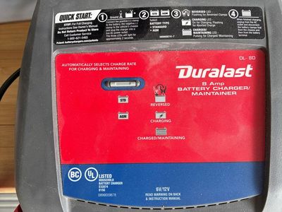 Duralast Battery Charger/Maintainer DL-8D