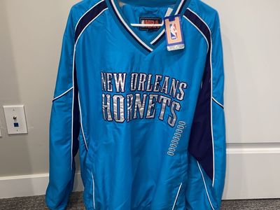 NBA New Orleans Hornets Team Pullover V- Neck Jacket