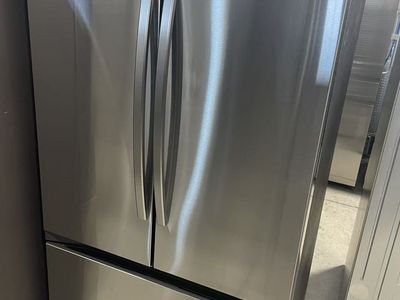 Samsung 32cu.ft Standard Depth Refrigerator