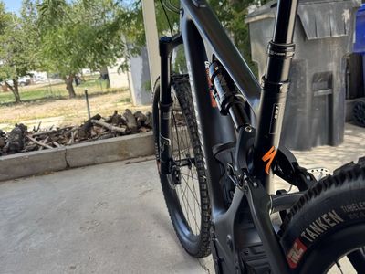 2024 Specialized Levo carbon (S3)