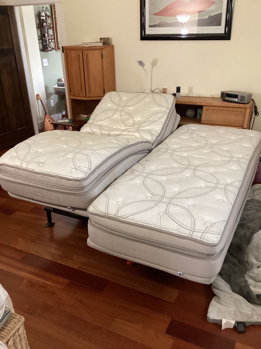 Sleep Number I 8  Cali-King Bed