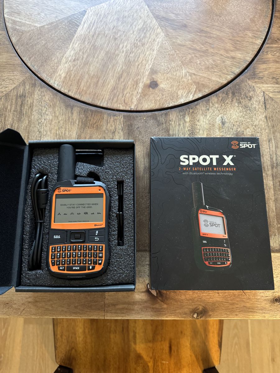 Spot X 2-Way Satellite Messenger