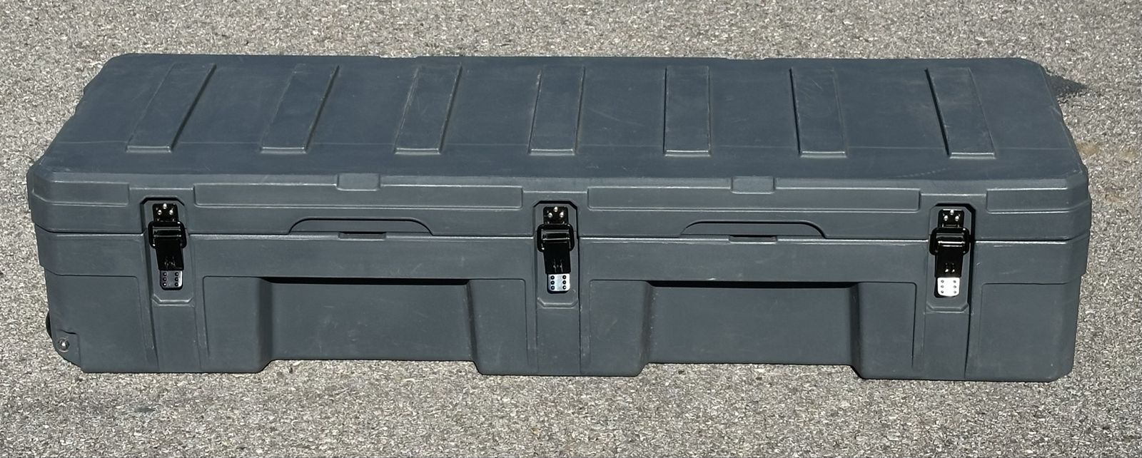 Rugged Case 52”x18”