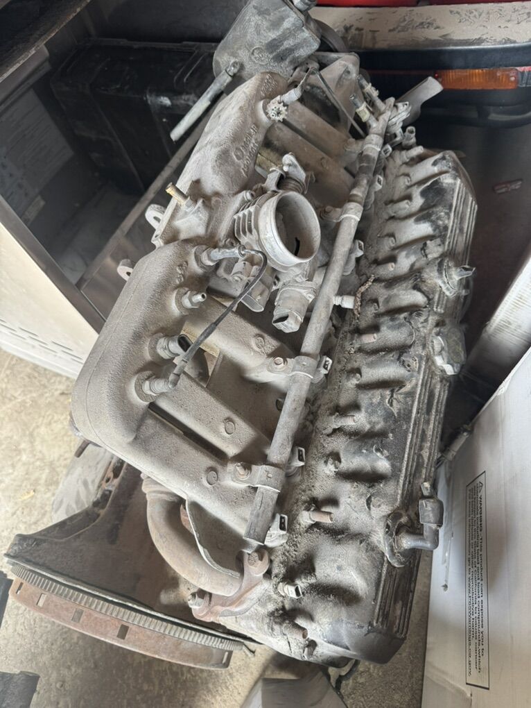 4.0 L Straight 6 Jeep Engine
