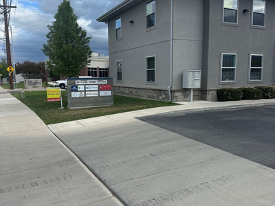 5411 S Vine Street, Office rental
