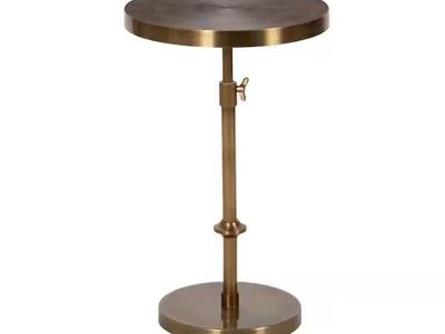 Mid-Century Modern Round Dining Table - Walnut