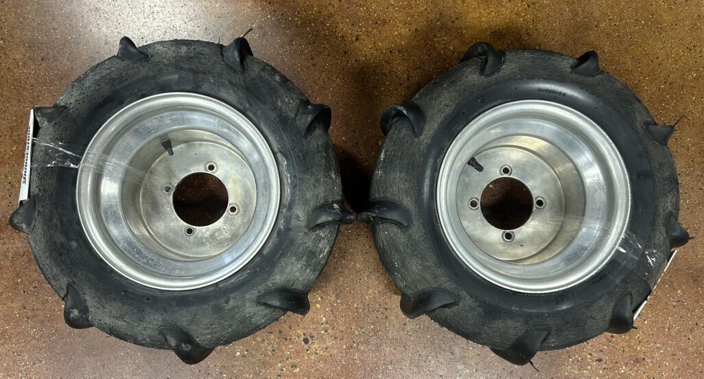 Skat Trak Hauler Paddle Tires On Aluminum Wheels