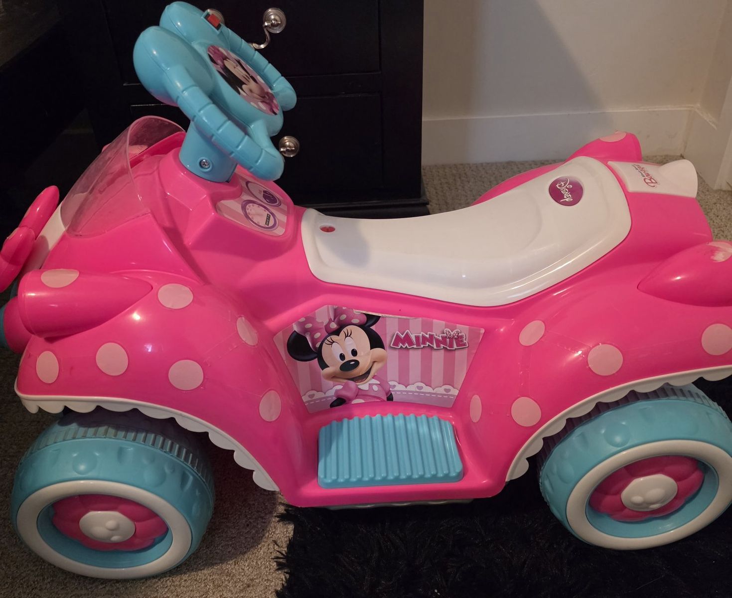 Ride On Minnie Mouse