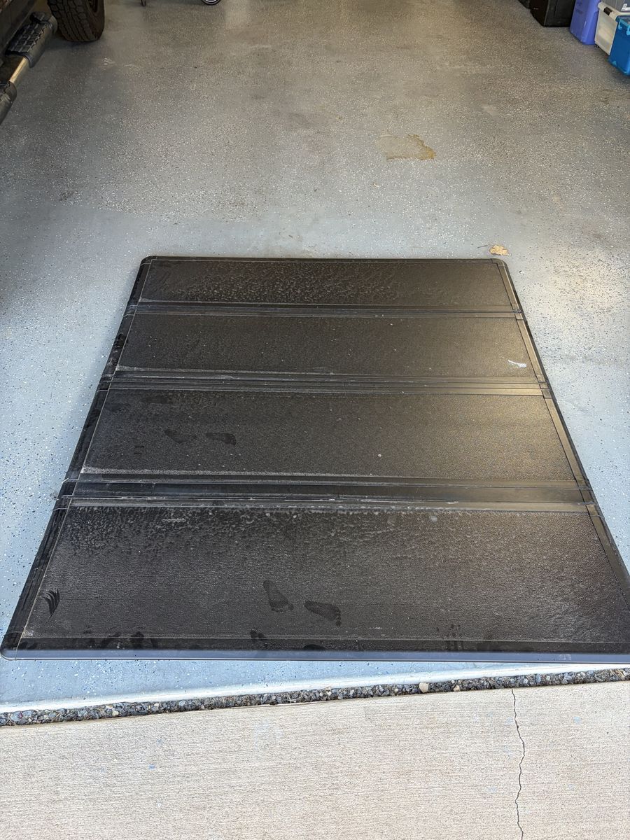 6.4 foot hard cover for dodge ram