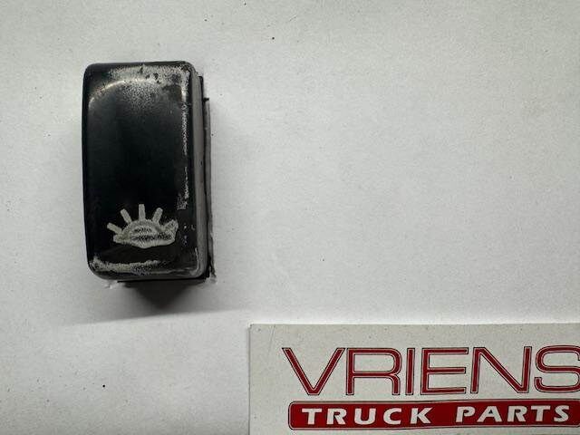 Paccar Dashboard Switch