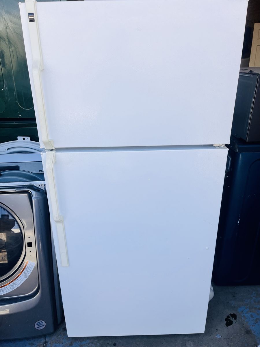 Smaller top bottom fridge