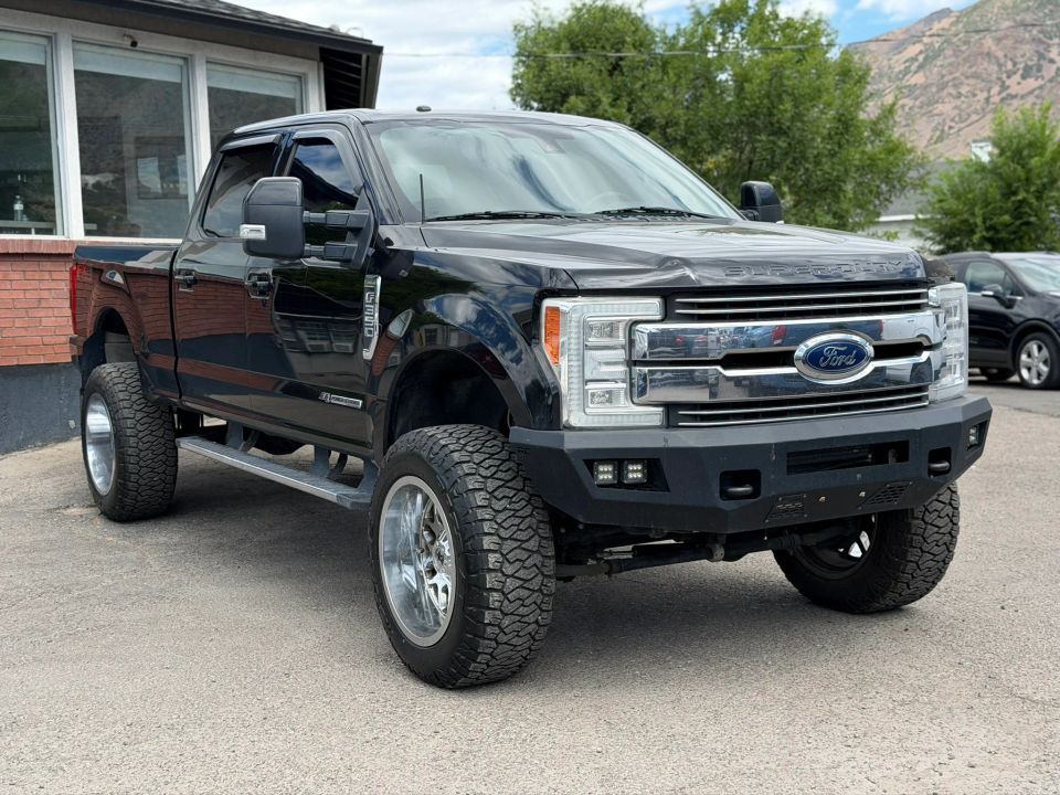 2017 Ford F-350 Lariat