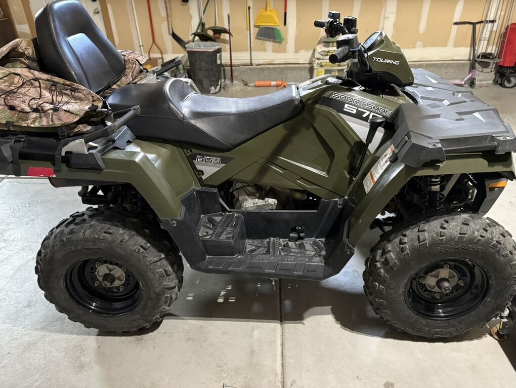Polaris Sportsman ATV/4 Wheeler