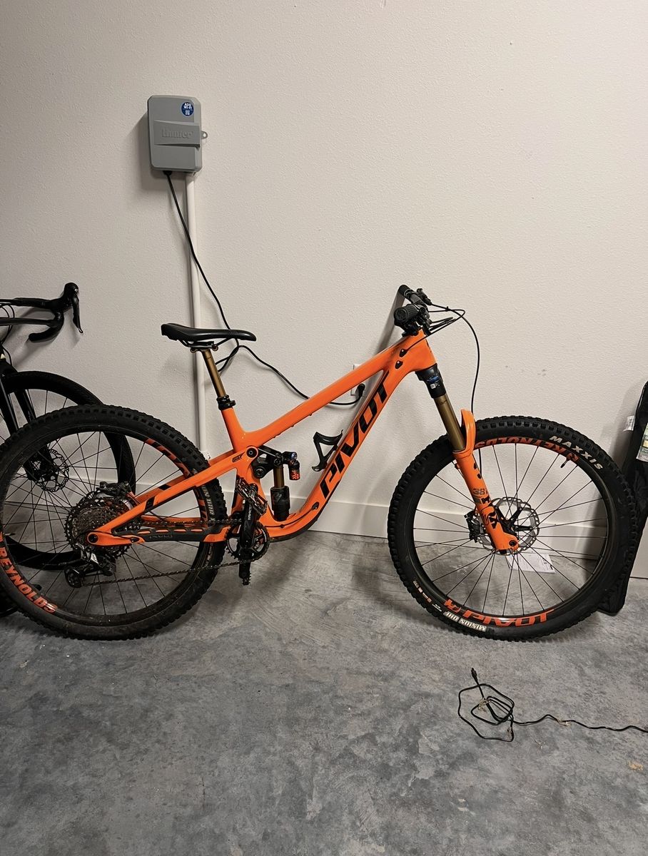 Pivot Firebird '29 Medium