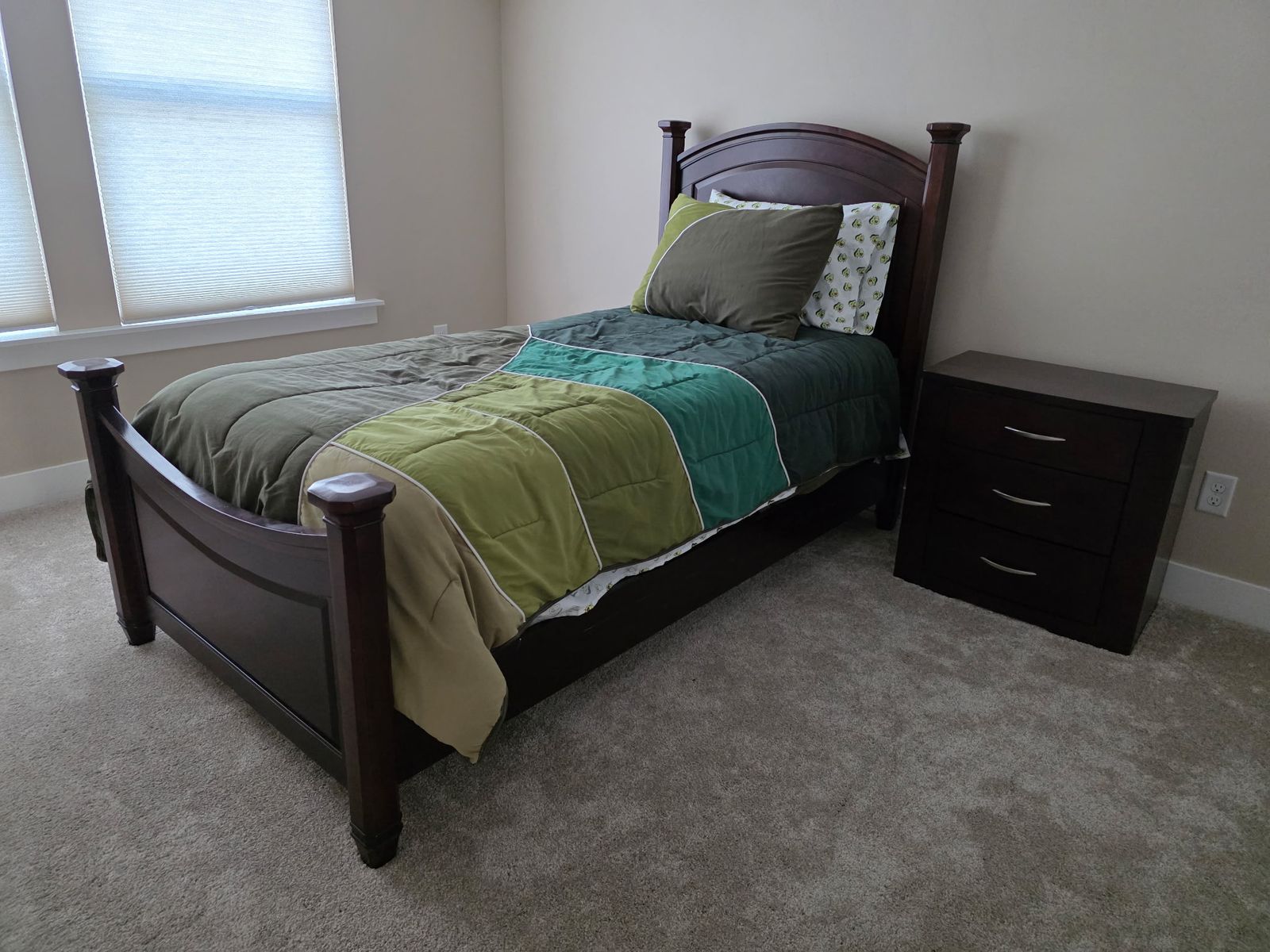 Twin Bedroom Set