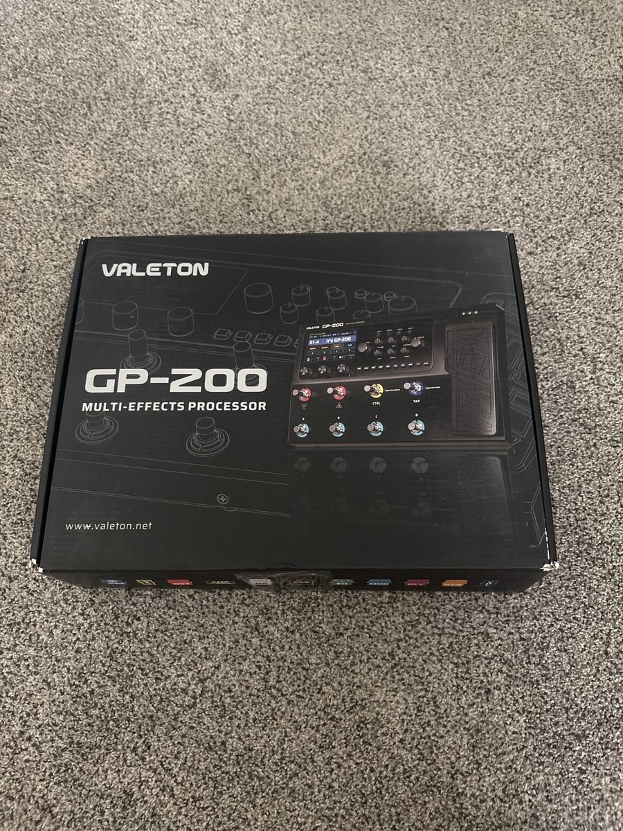 Valeton GP-200 multi effects guitar/ Bass pedal with expression