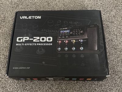 Valeton GP-200 multi effects guitar/ Bass pedal with expression