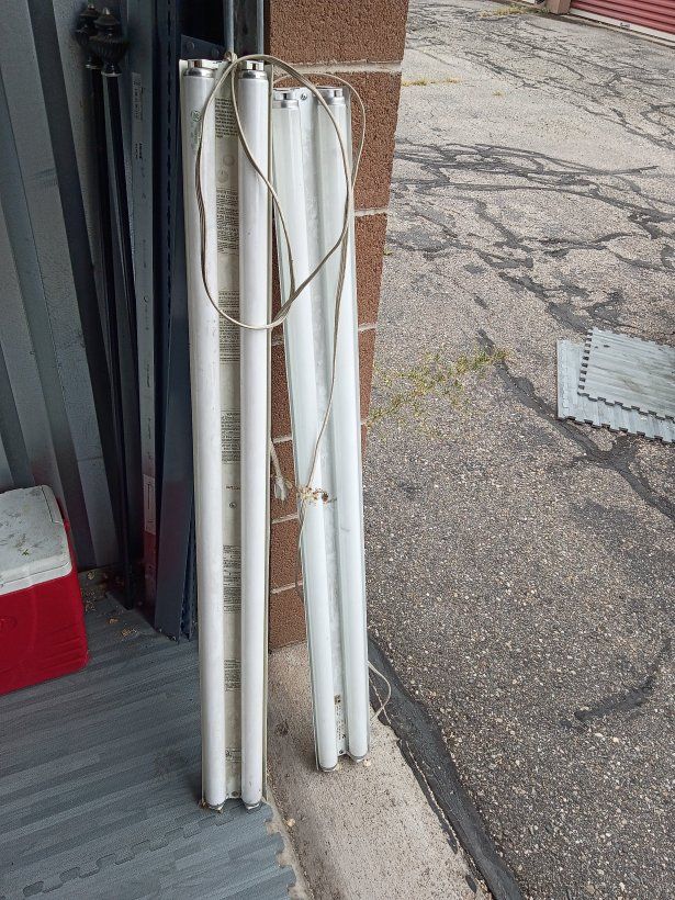 Used Fluorescent Tube Light Fixtures