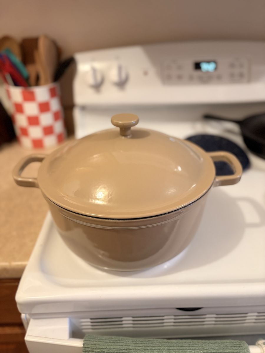 Ourplace Cast Iron Pot