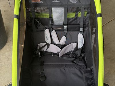 Thule Cheetah X2 Bike Trailer with accessories