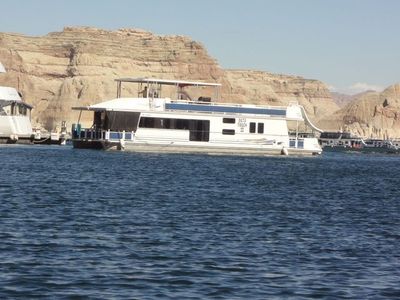 HOUSEBOAT...69 x 16 ft... Solar Power