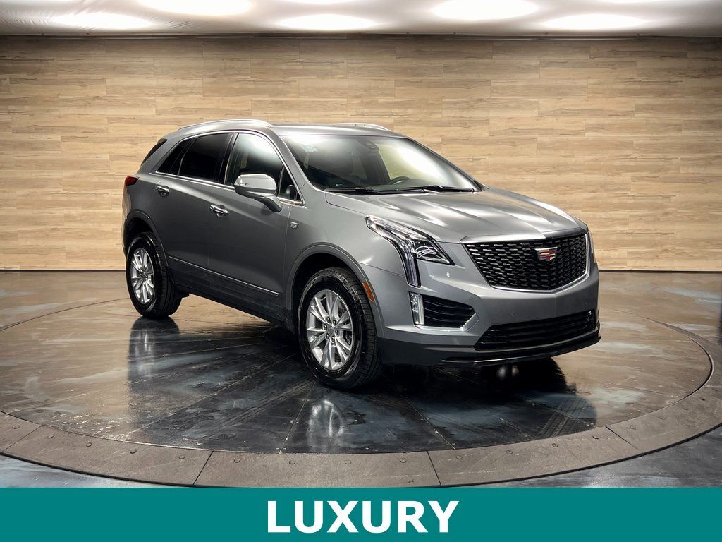 2025 CADILLAC XT5 Luxury