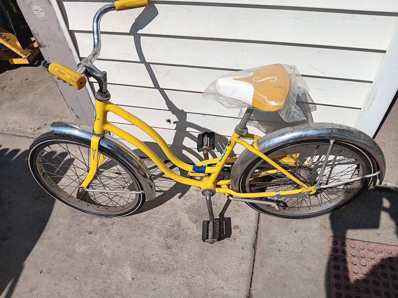 Classic Schwinn Bantam kids bike