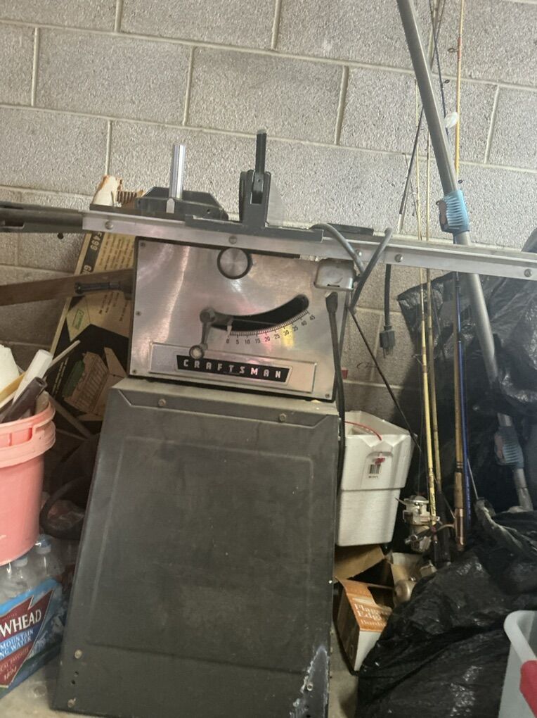 Craftsman Table Saw w/ Stand – Heavy Duty – 120V