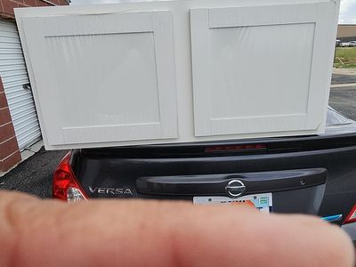 New White 2 Door Hanging Cabinet