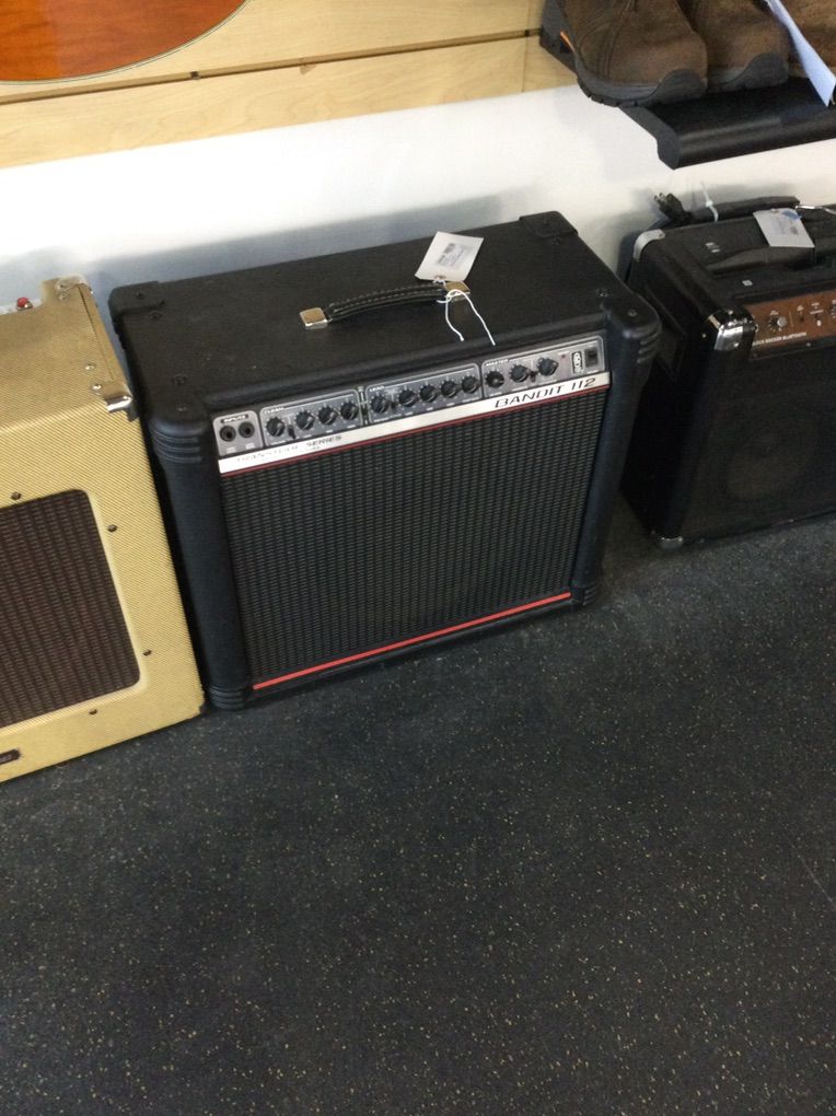 Peavey Amplifier      #E75014070