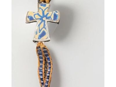 Calypso Studios Women’s Cross Bracelet