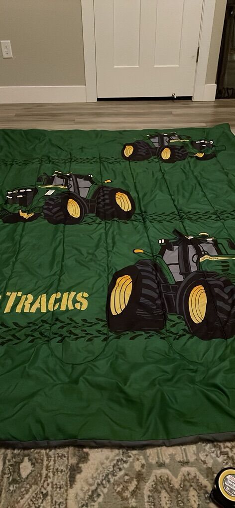 John Deere tracks twin comforter