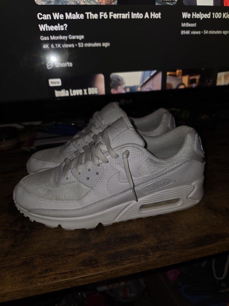 Nike Air Max 90 Triple White Size 10