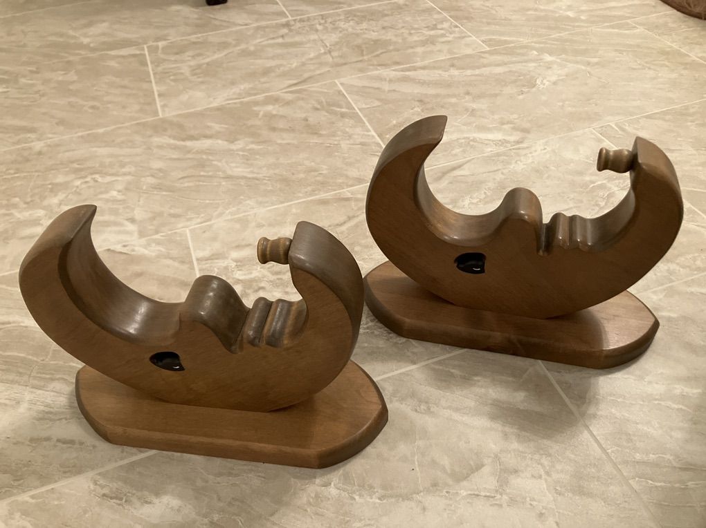 Moon W/ Candle Wall Decore.