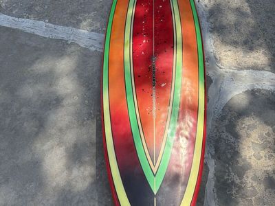 Dan Taylor surfboard Custom surfboard 6'10"