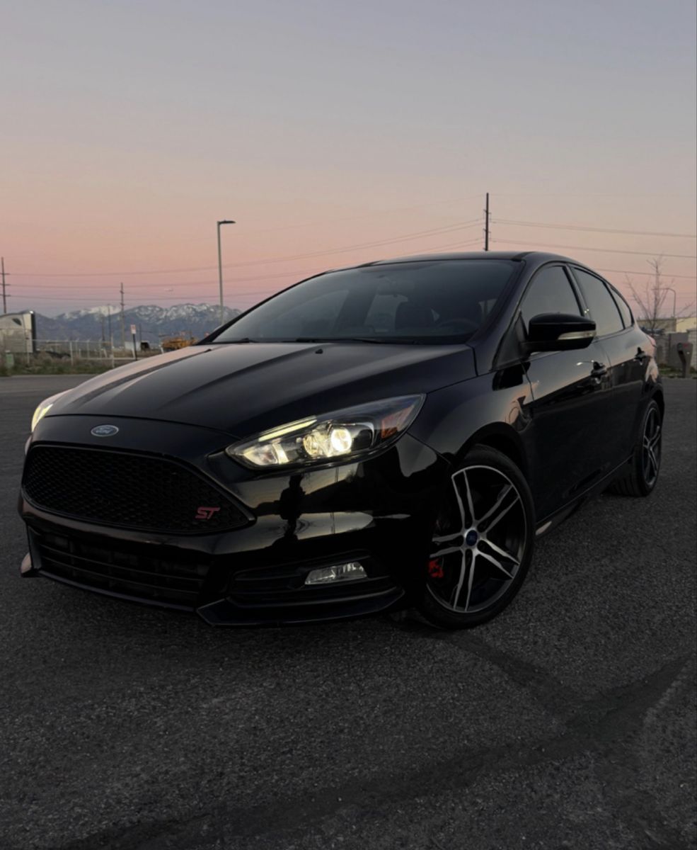 2018 Ford Focus ST