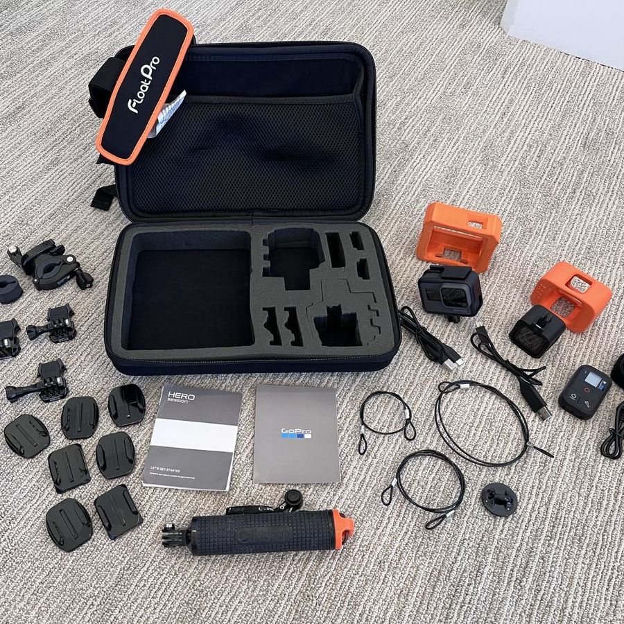 GoPro HERO 5 Black, GoPro HERO Session, GoPro Smart Remote, GoPro Accessories
