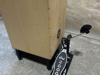 Latin Percussion Box Kit Cajon & DW Pedal